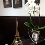 De La Paix Tour Eiffel 3* Paris
