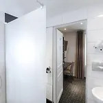 Hotel De La Paix Tour Eiffel Paris