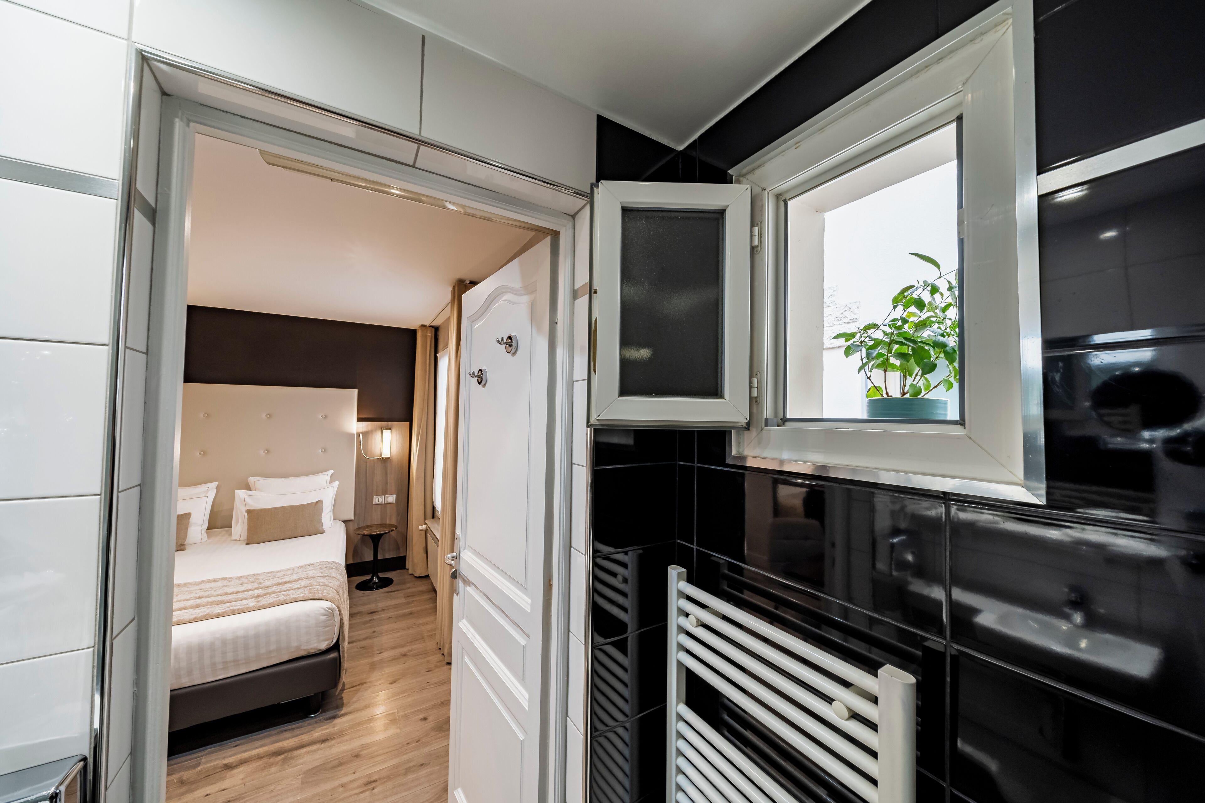 De La Paix Tour Eiffel