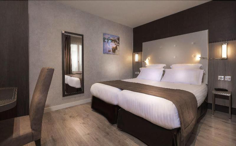 De La Paix Tour Eiffel Hotel 3*