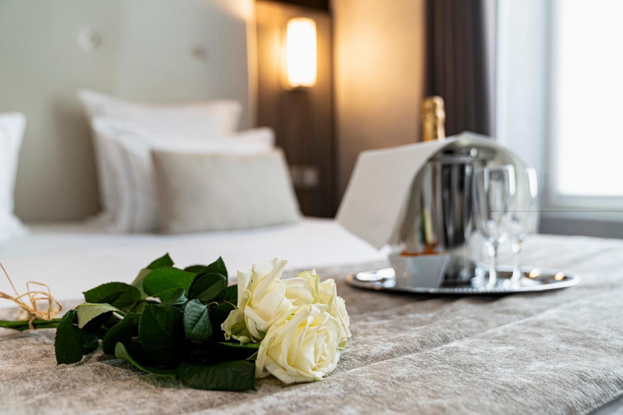 Hotel De La Paix Tour Eiffel