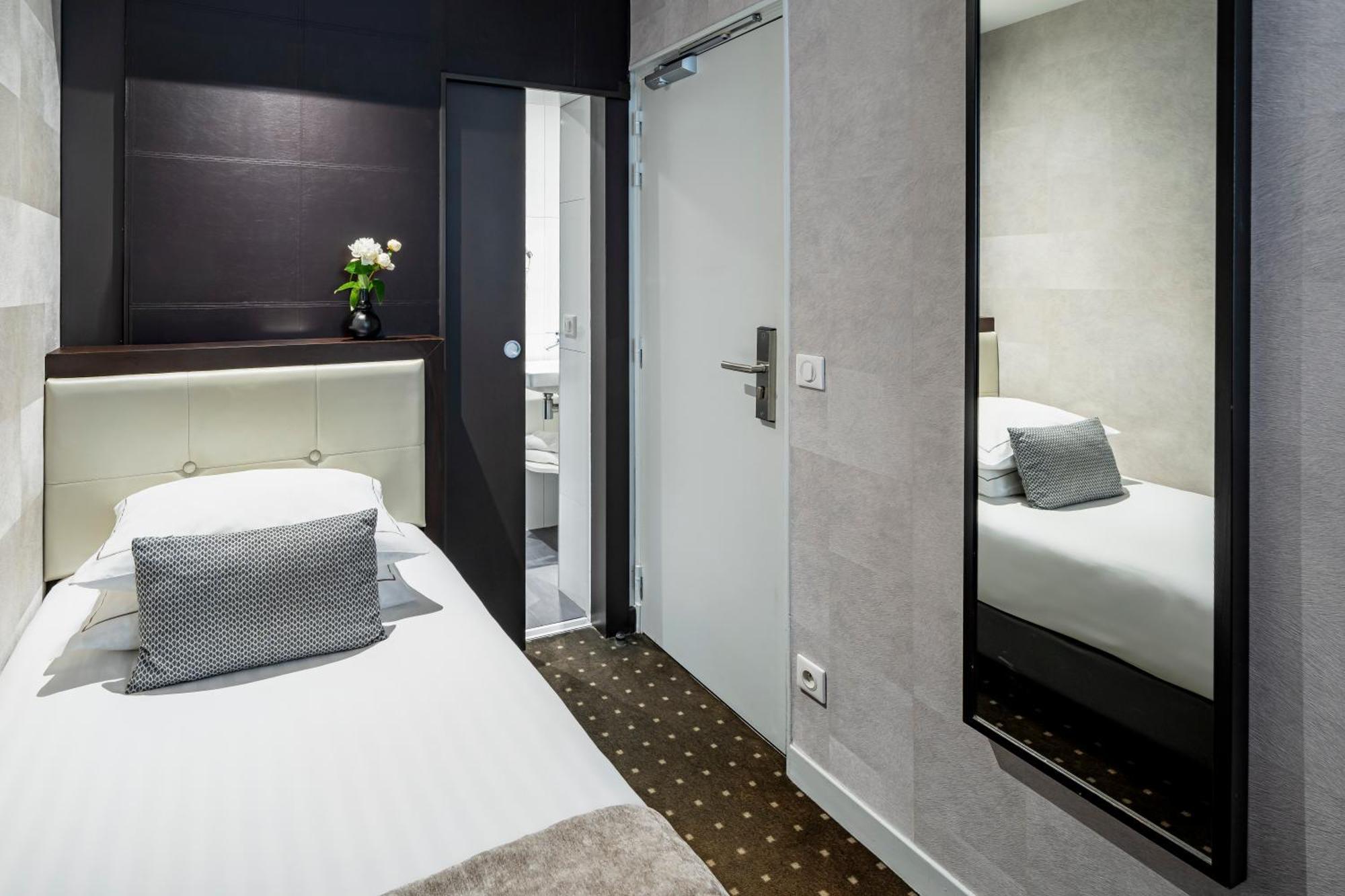 De La Paix Tour Eiffel 3* Paris