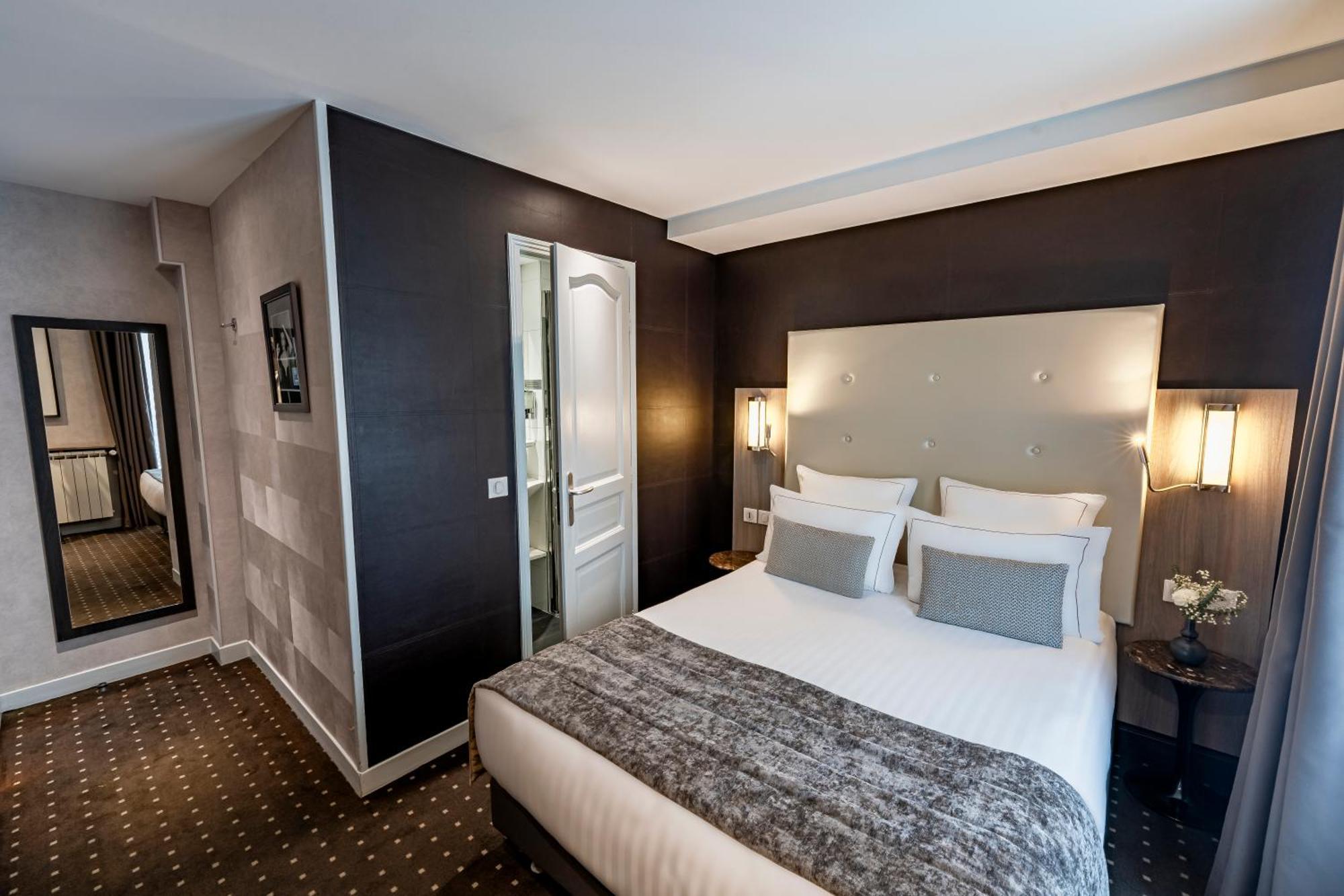 De La Paix Tour Eiffel Paris