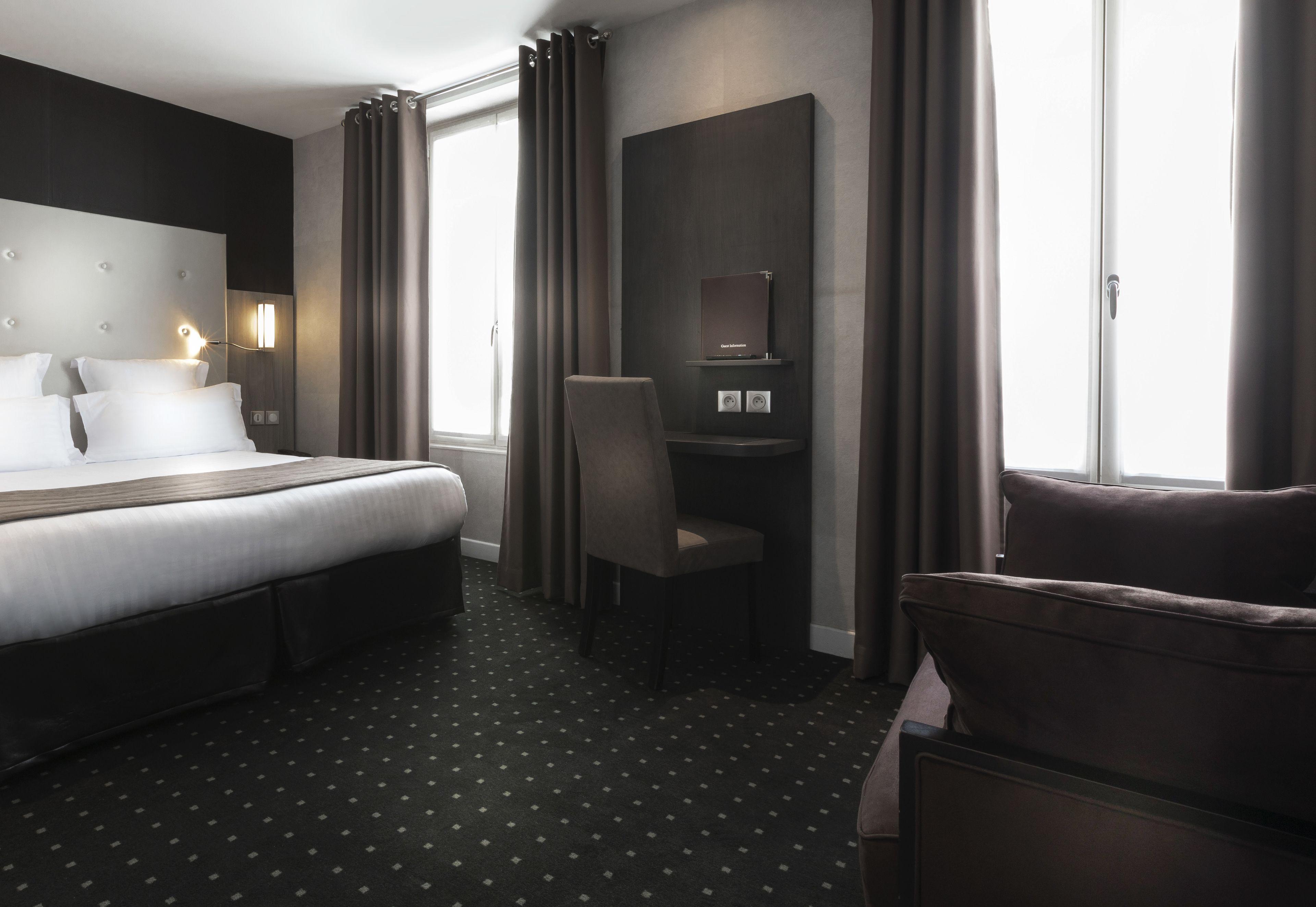 De La Paix Tour Eiffel Paris