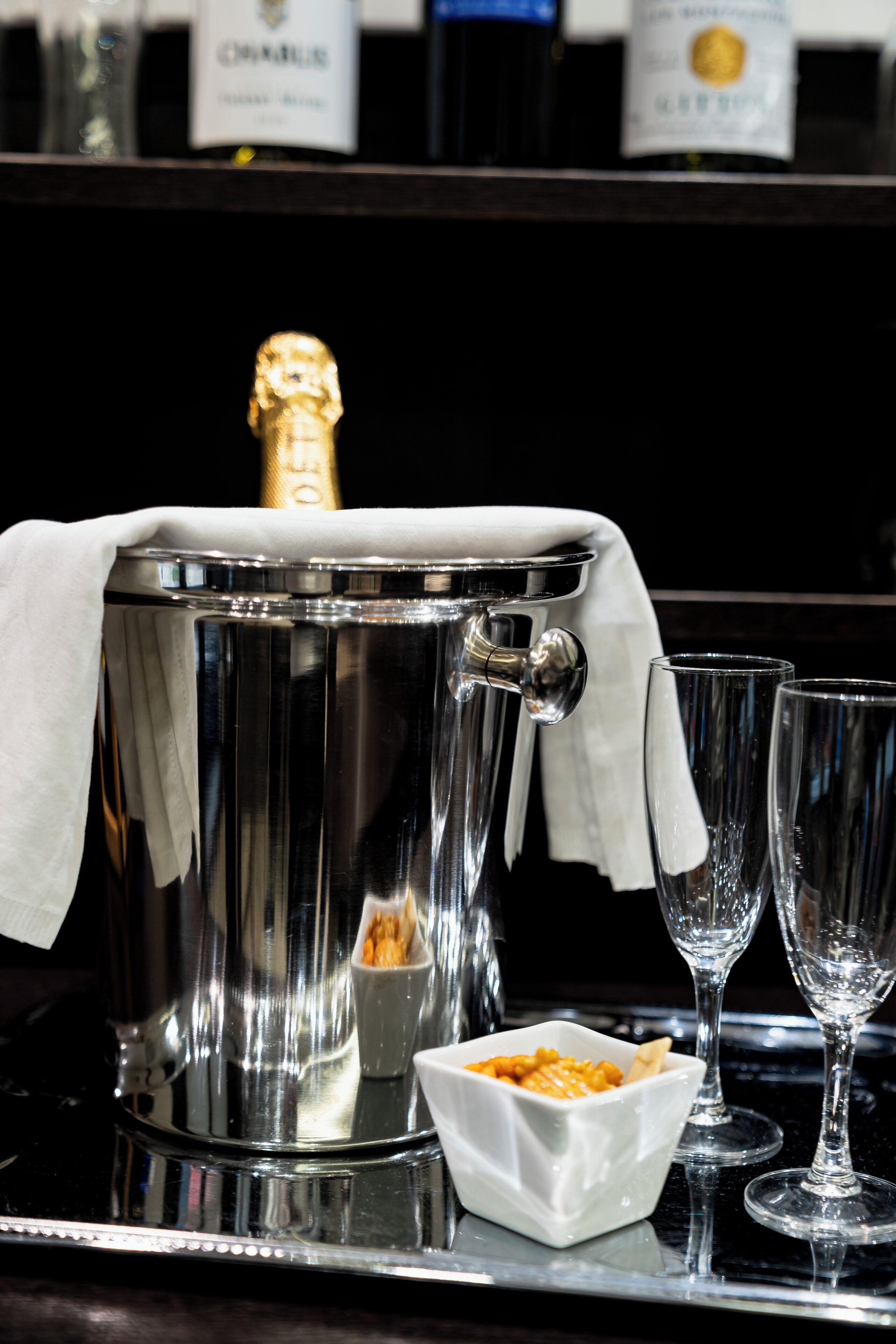 Hotel De La Paix Tour Eiffel