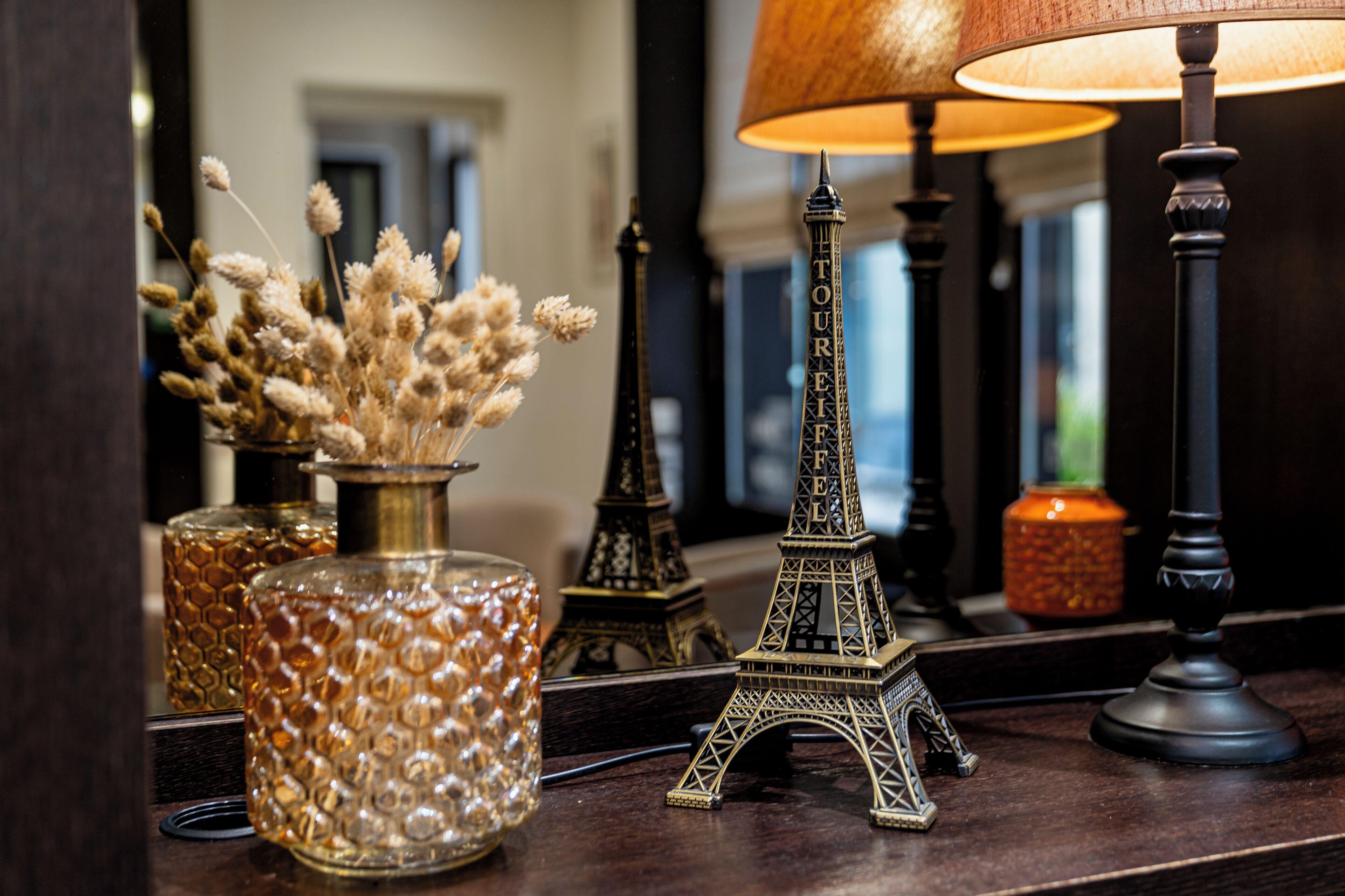 De La Paix Tour Eiffel 3*