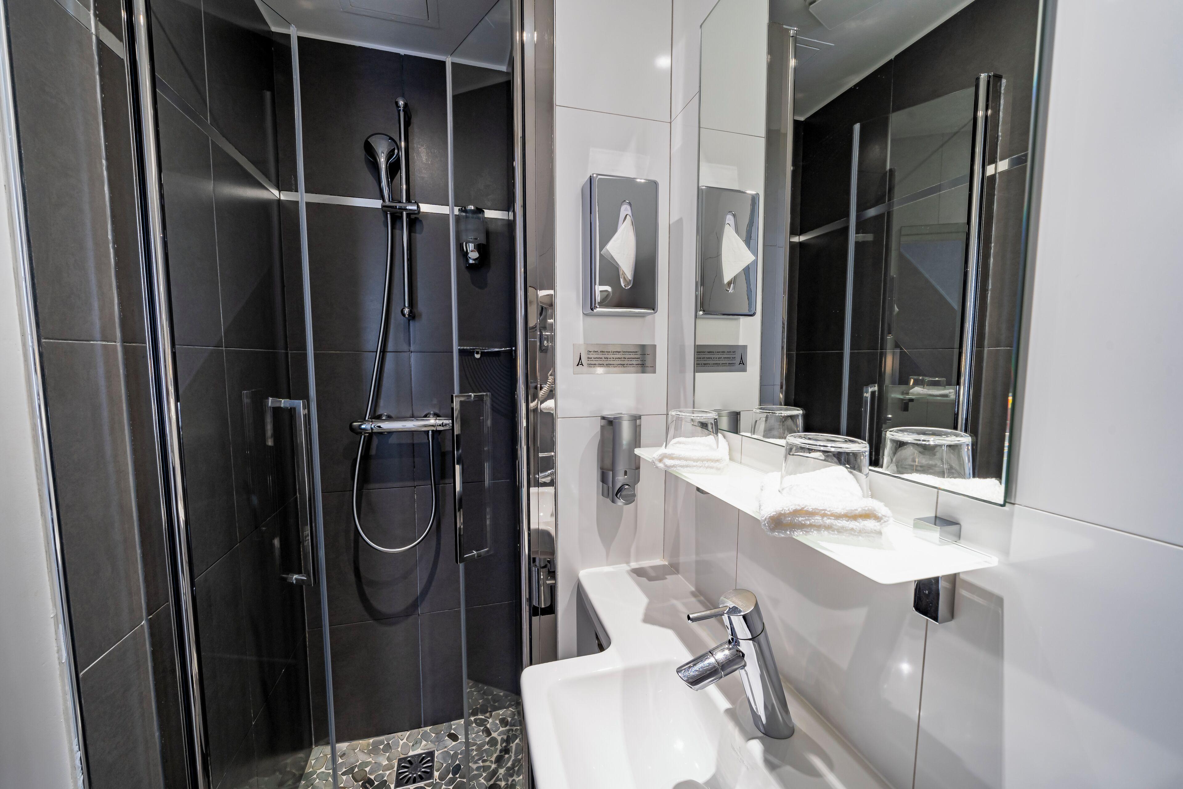 De La Paix Tour Eiffel Hotel 3*