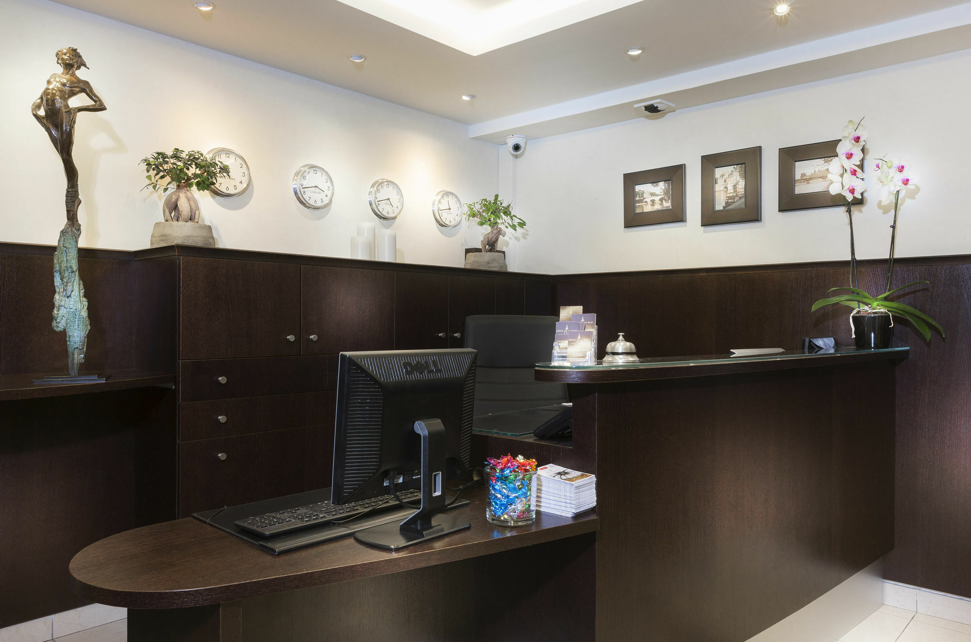 De La Paix Tour Eiffel 3*